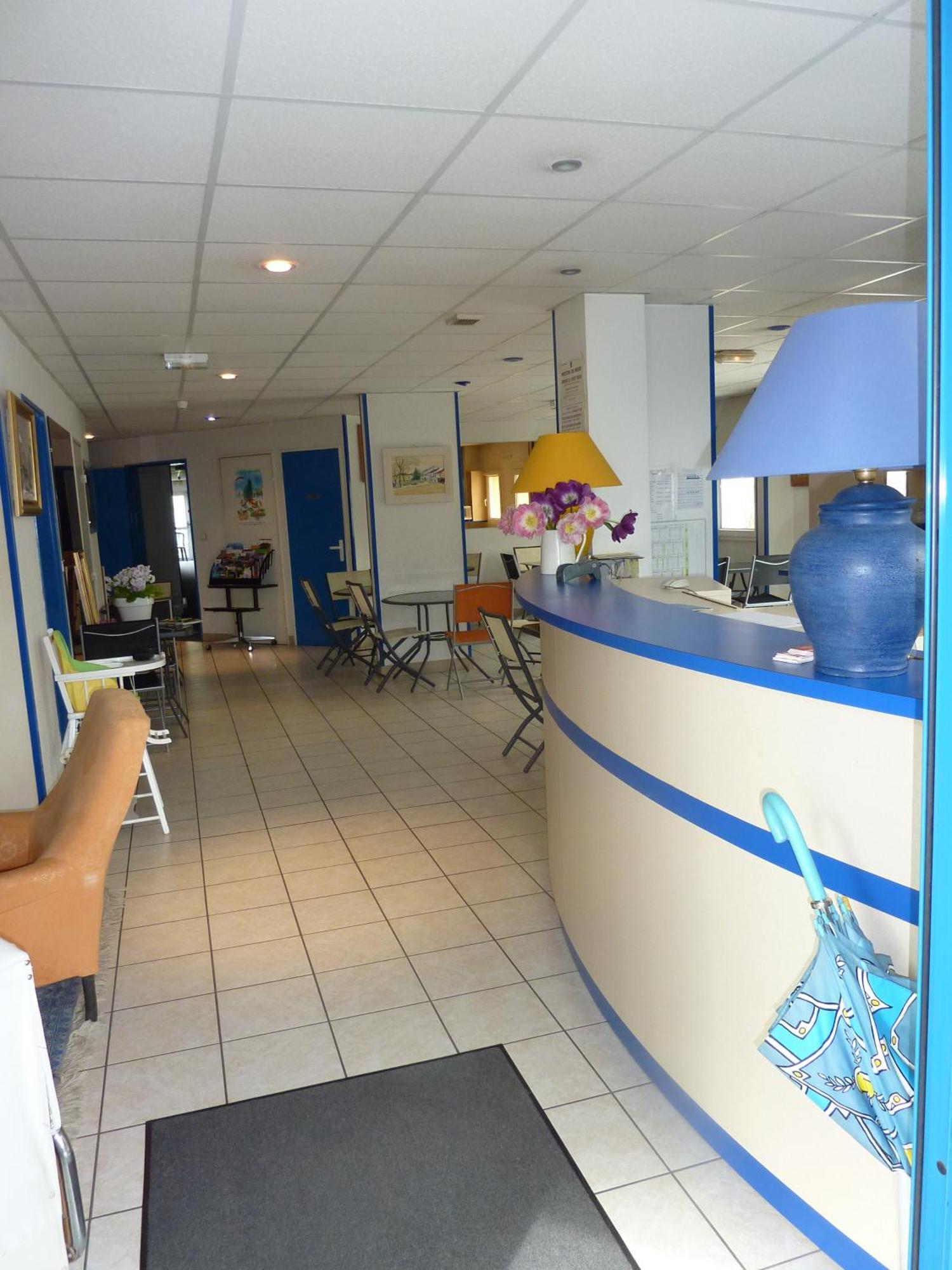 Lac'Hotel France Montréal La Cluse 외부 사진